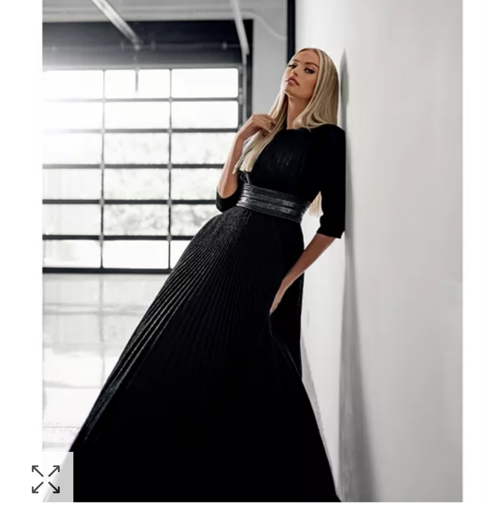 Mac DuggalShimmer Ball Gown size 6
